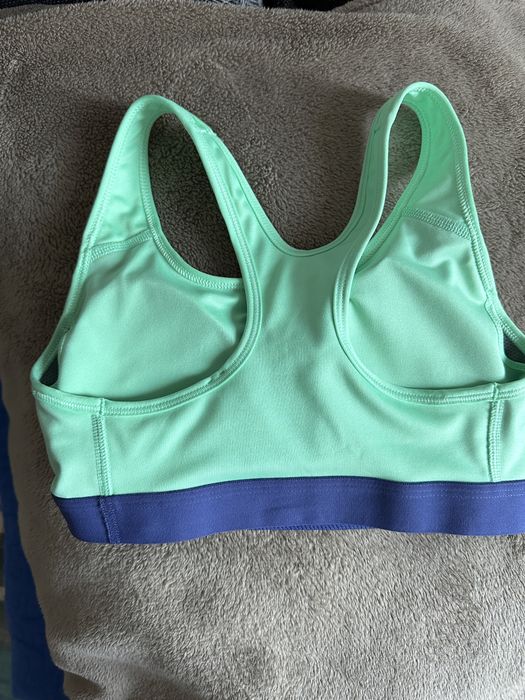 Bustiera Nike xs