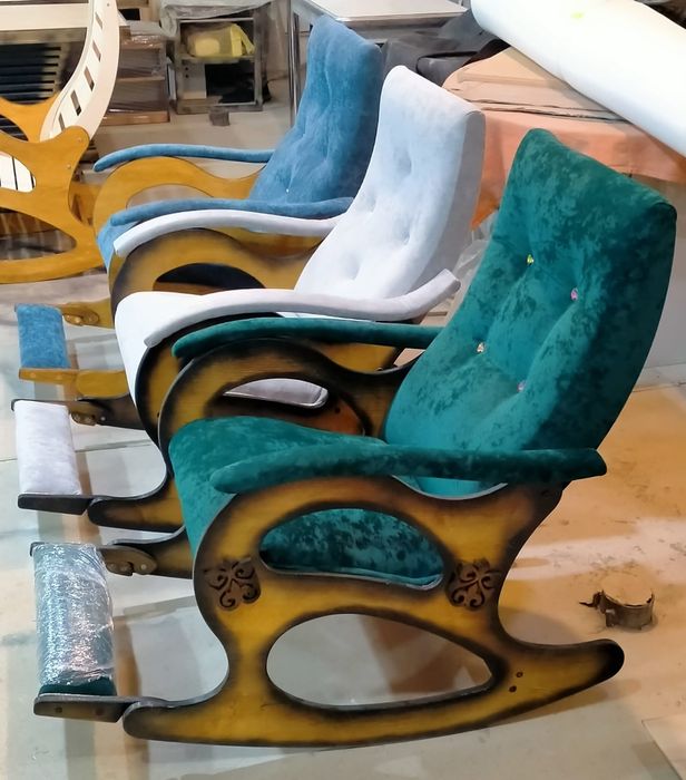 Продам новые кресло качалки!