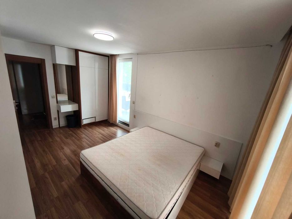 Дава се под наем Тристаен апартамент в София, Малинова долина - 95 кв.м за 900 € - Снимка #1