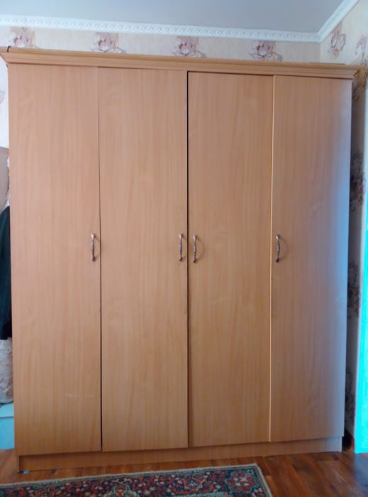 Спальный гарнитур