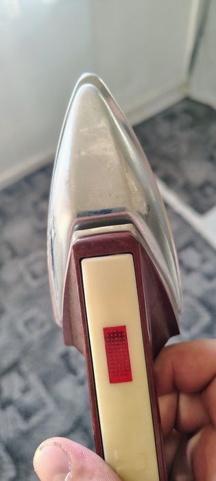 Fier de calcat de voiaj retro