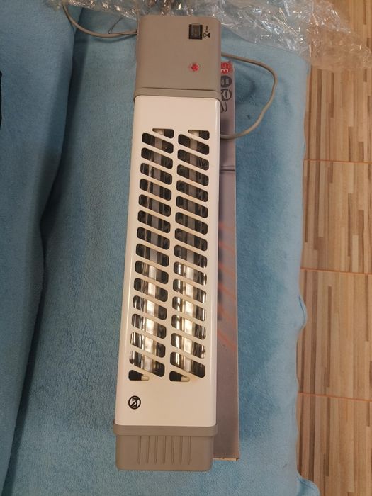 Radiator de perete, cu cuarț pentru baie
