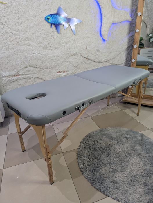 Продам кушетку массажный стол