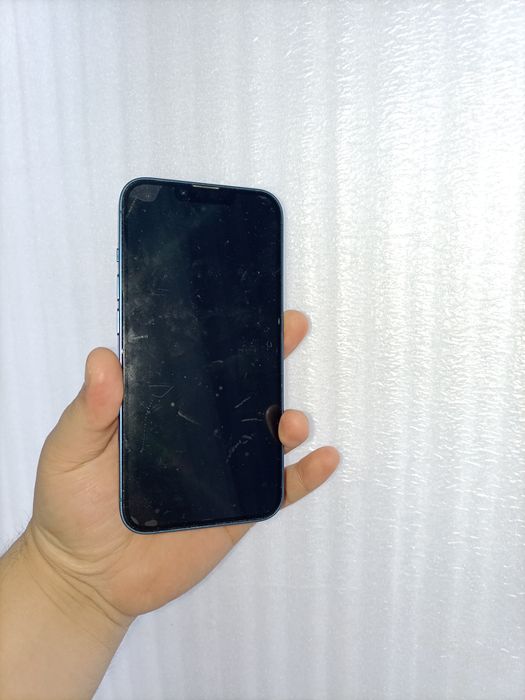 Продается iPhone 13, 128 gb, синий