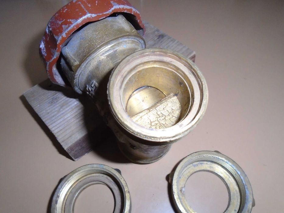 продам вентиль латунный