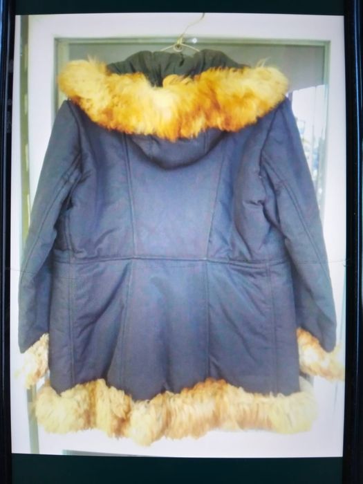 COJOC DE DAMA
stare - NOU, nepurtat
marime - XL
, culoare bleumarin. P