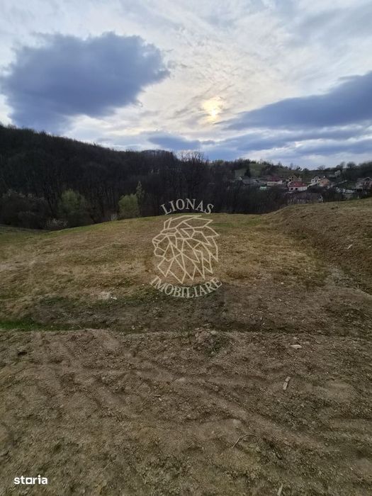 Teren 500 mp- ideal relaxare, rulota, tiny house, 5 min centru Bistrit