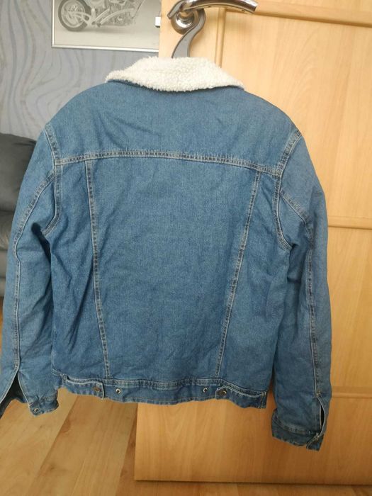 Модная джинсовая мужская куртка