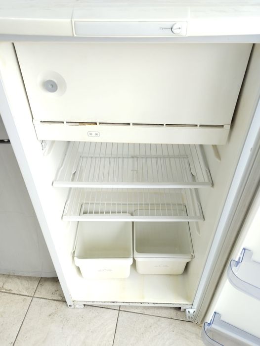 Холодильник Бирюса