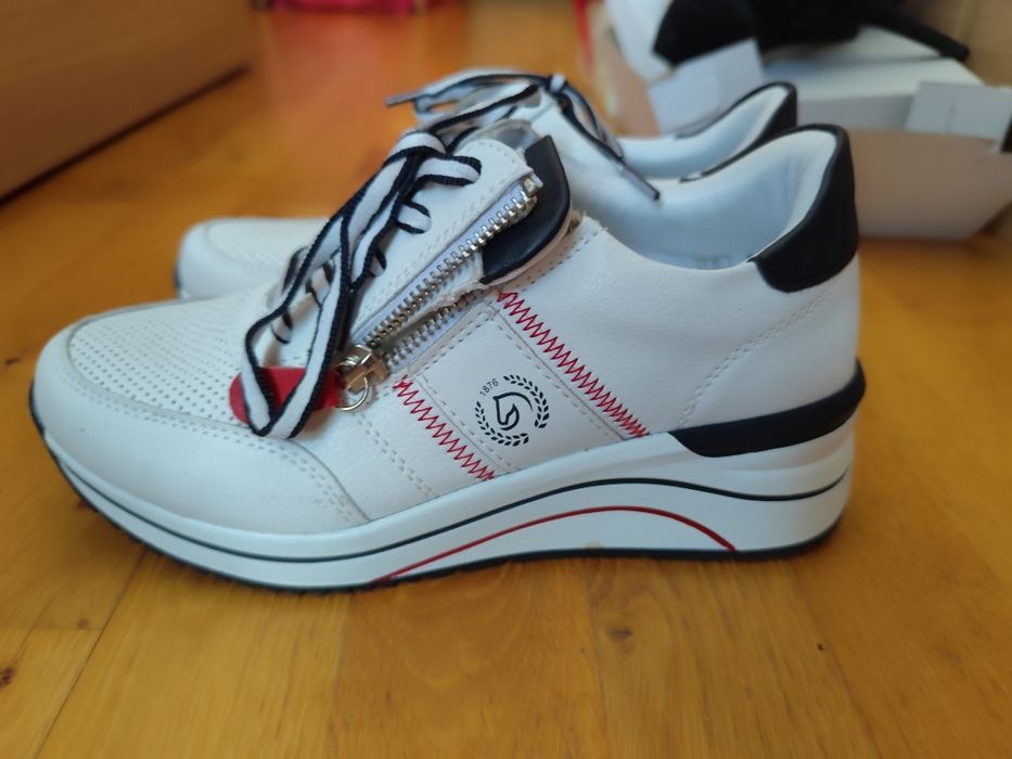 Дамски обувки стилети, сандали, маратонки