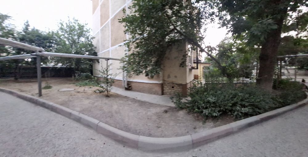 2в3/1/4. Продаётся квартира в Мирзо-Улугбекском районе. Северо-Восток.