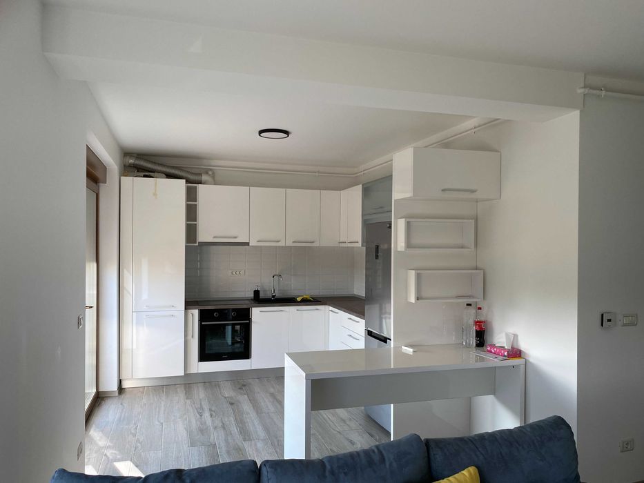 Ofer spre inchiriere apartament 2 cam, Dumbravita, Str. Mures, et. 1, decomandat, balcon mare, zona linistita, langa Profi, disponibil in 15.11.26