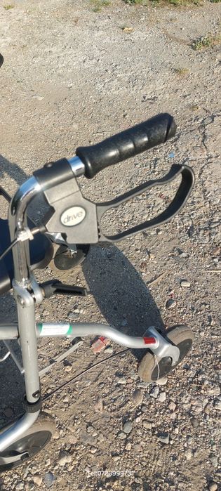 Cadru persoane cu dizabilitati handicap