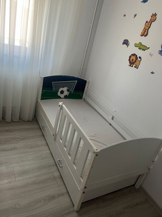 De vanzare patut copii