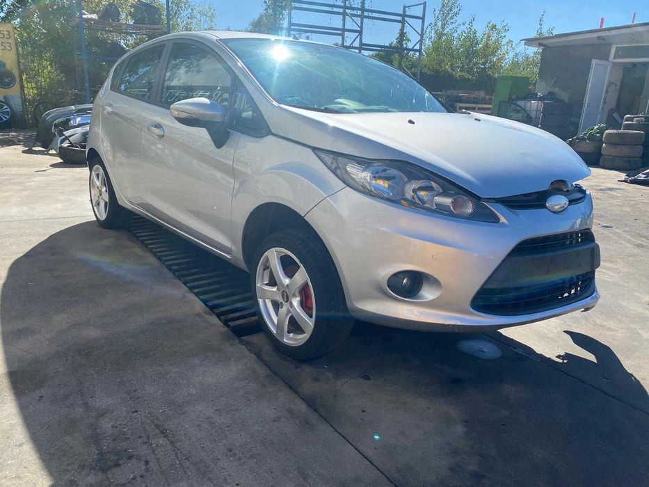 DEZMEMBREZ Ford Fiesta MK6 1.4 1.2 TDCI Motor Cutie Bara Far Capota