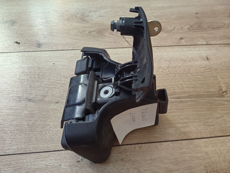 Thule kit 5009 pentru WV Golf 5 și 6; Thule 754 Rapid system, Kit 1569 - Chevrolet Cruze, 4dr Sedan 2009