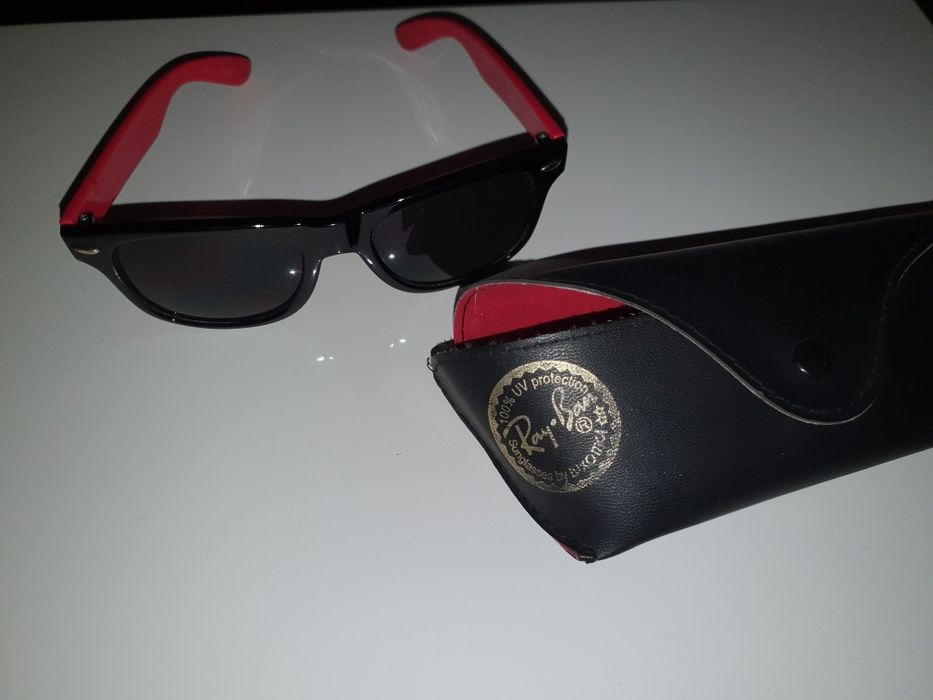 Ochelari de soare case
