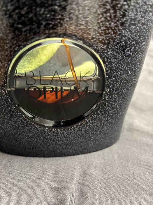 Парфюм Black Opium