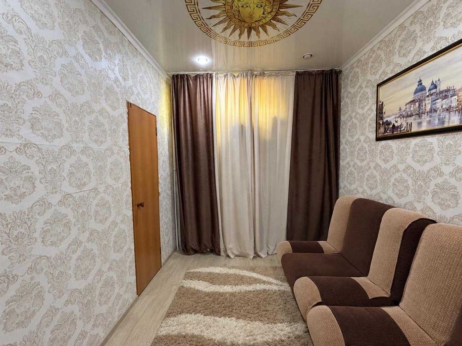 S Продам 3-х ком студию в старом городе