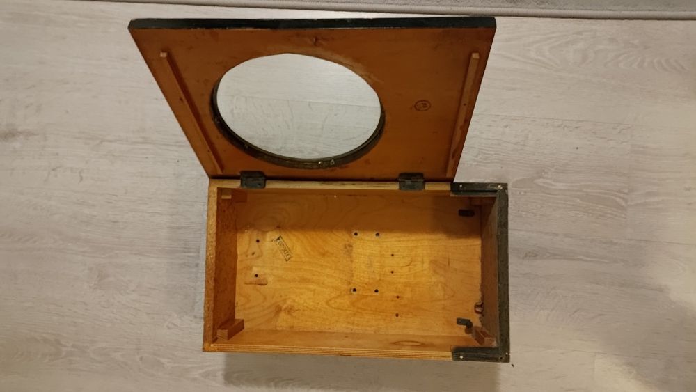 Vând carcasa ceas pendula Iantar