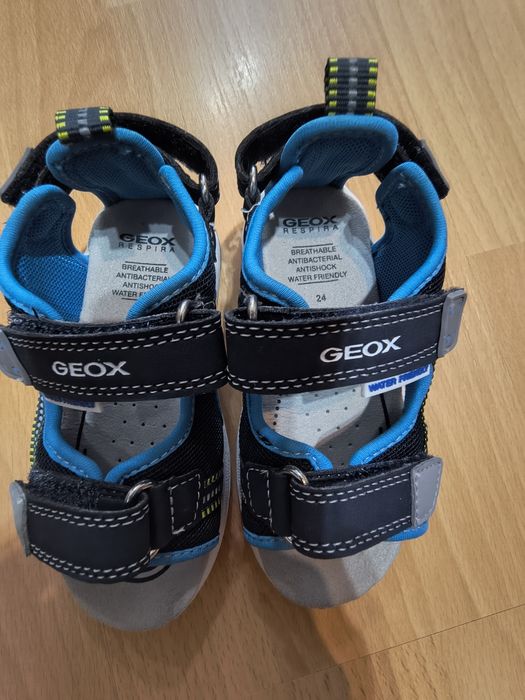 Sandale copii Geox in stare foarte buna ,m.24 ,preț 60 lei