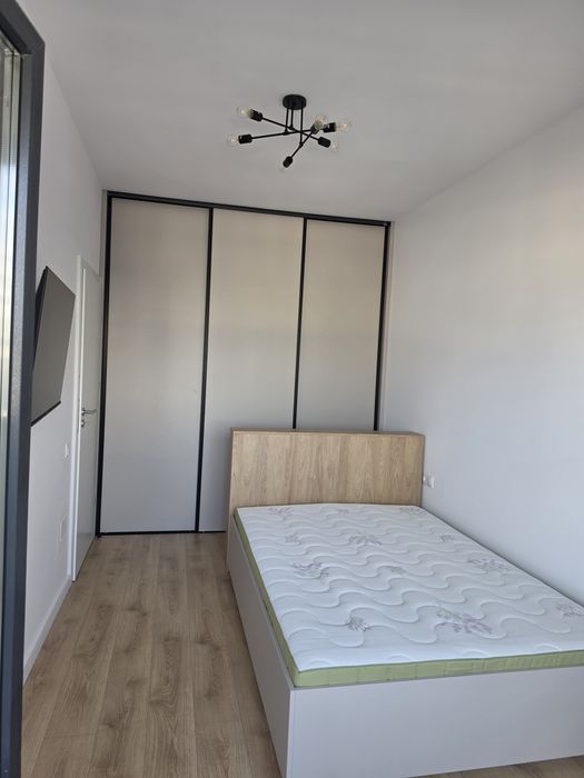 Dau în chirie apartament 2 camere Florești