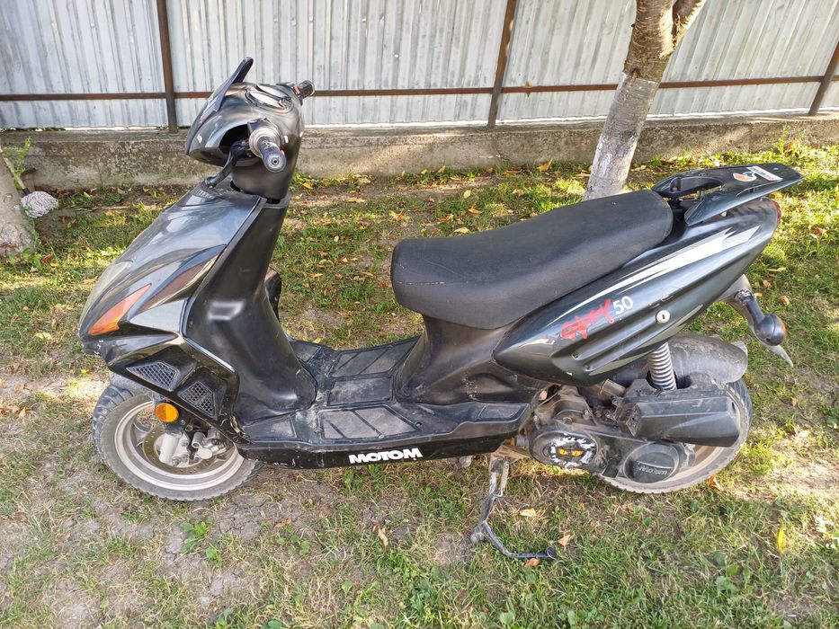 Vând scuter gyt6 49cc