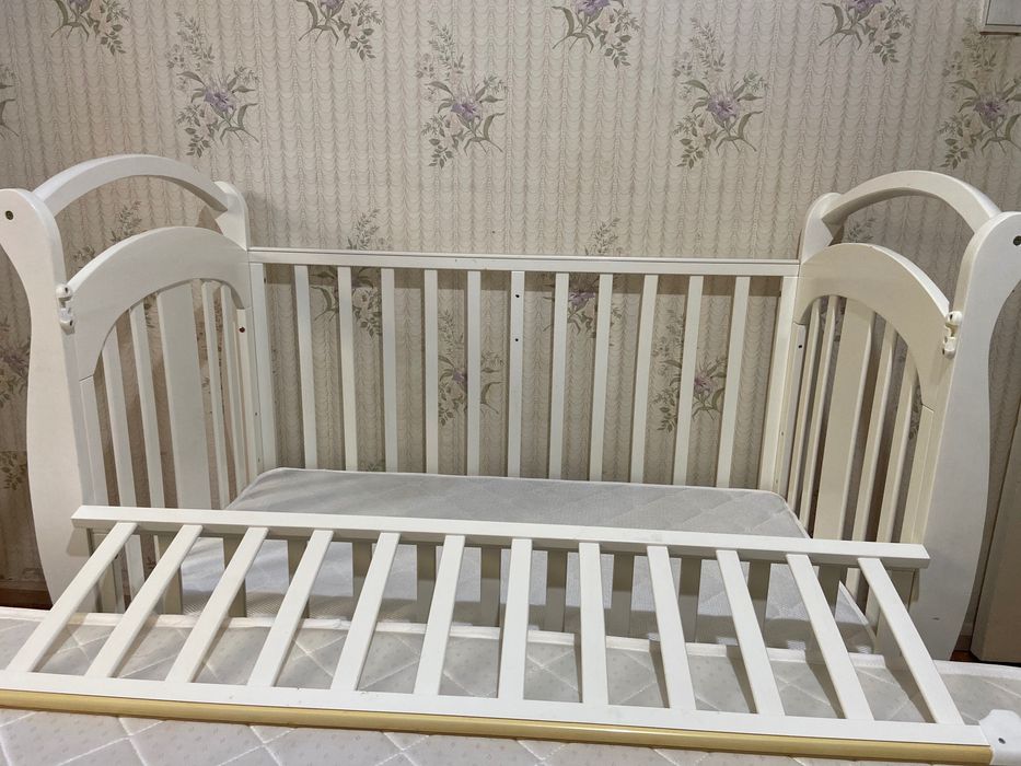 Продается детская кроватка в идеальном состоянии.