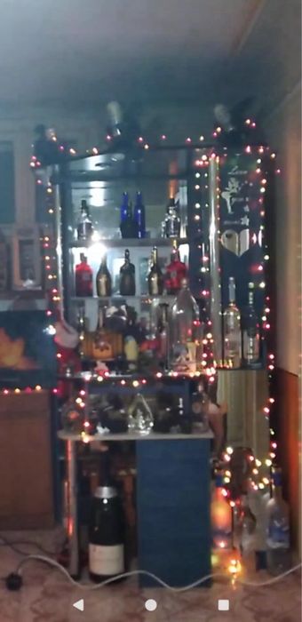 Bar pentru living din lemn masiv