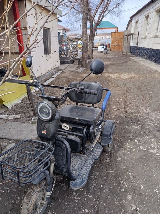 Продам трицикл нету зарятка
