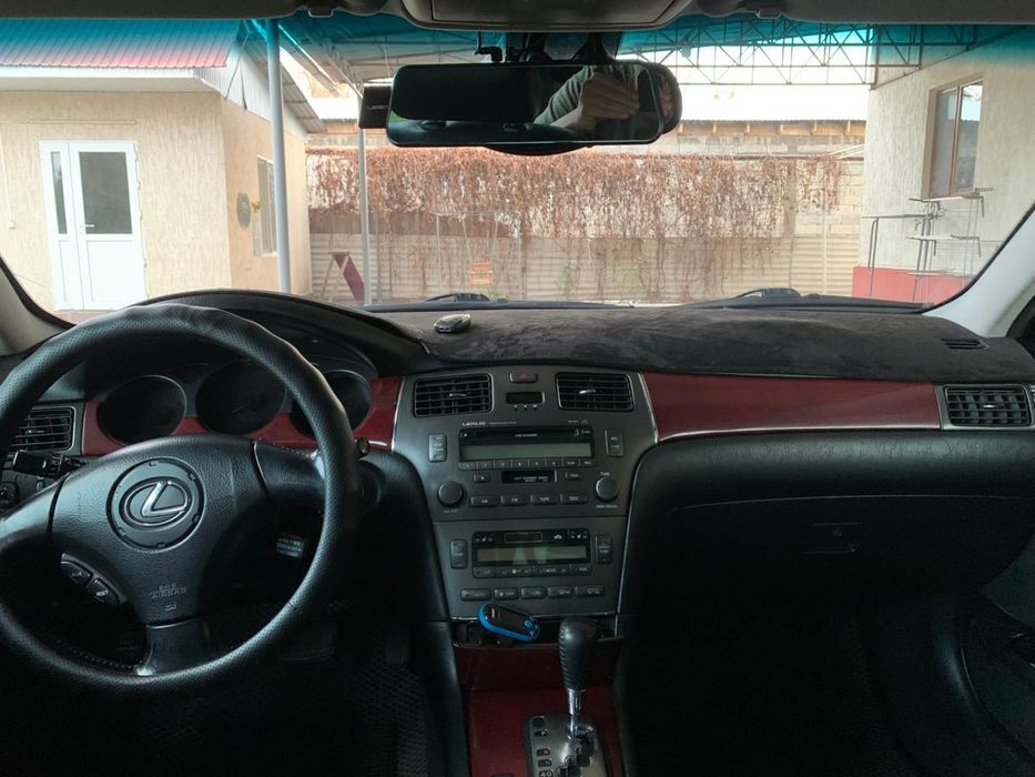 Автомашины Lexus es 330