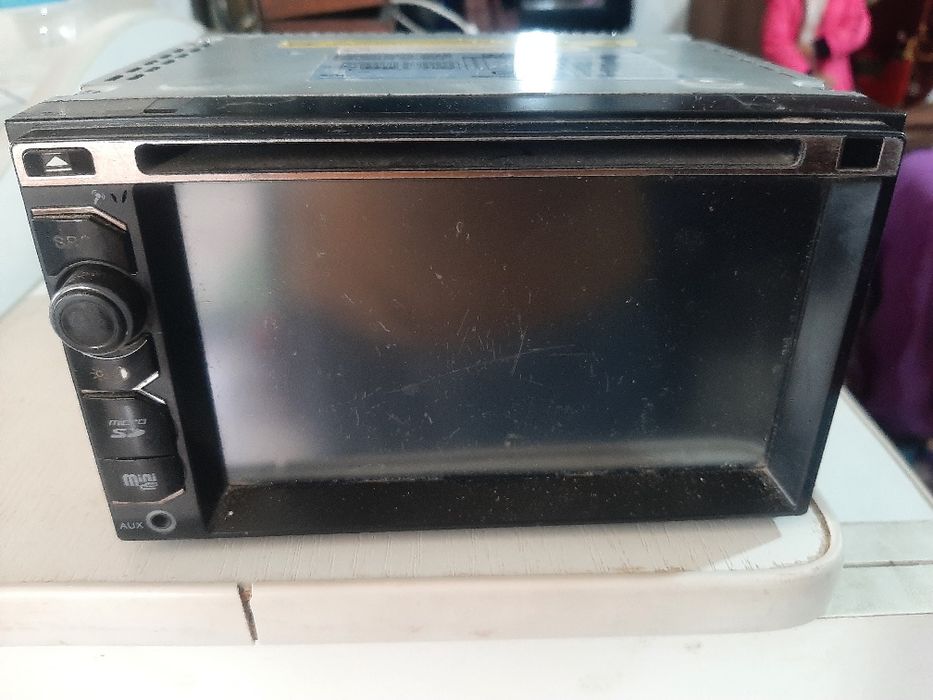 Продам автомобильный магнитафон