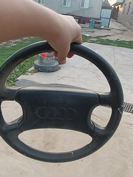 Ауди с3 100 руль