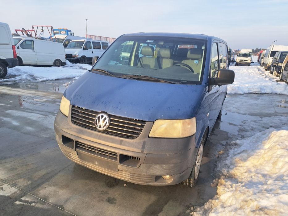 Фолксваген Транспортер Т5 2.5ТДИ VW Transporter T5 2.5 DI НА ЧАСТИ