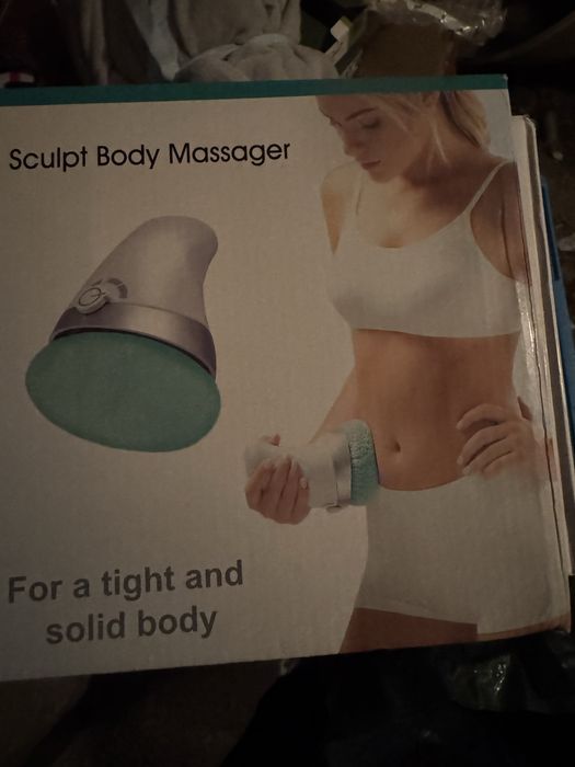 Масажор на ток. Чисто нов. Цена 15€