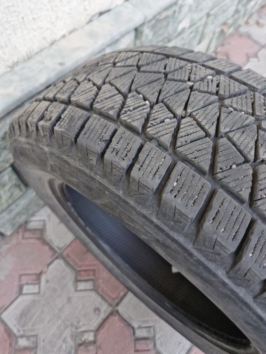 Продам шины BRIGESTONE размер 225×60×R17