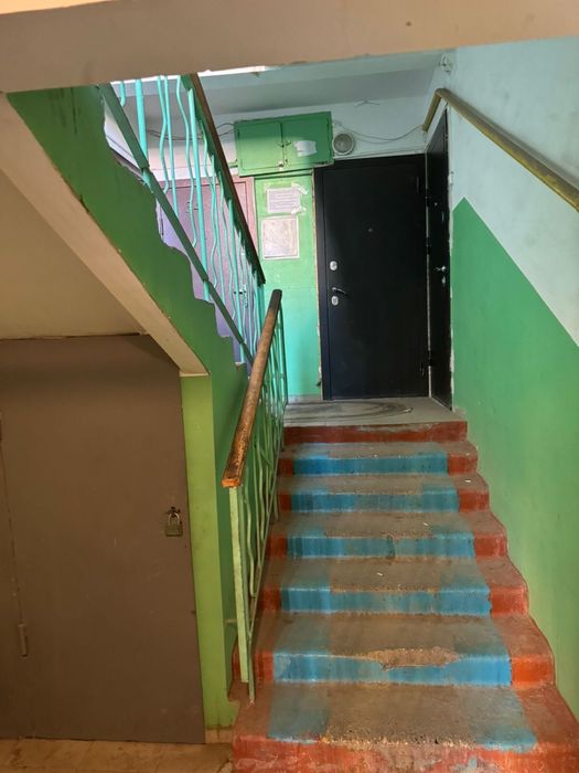 Продаеться 2 - квартира район Электрон