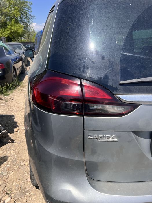 Compresor Ac  Opel Zafira C 1.6 turbo benzină