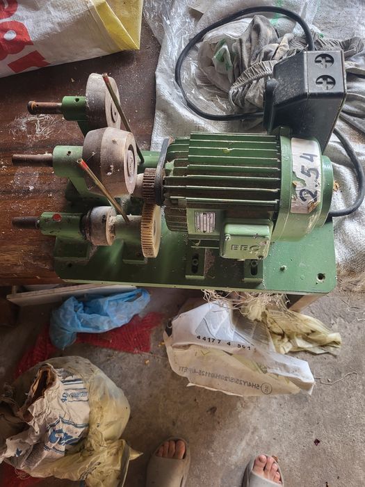Scule electrice trifazic