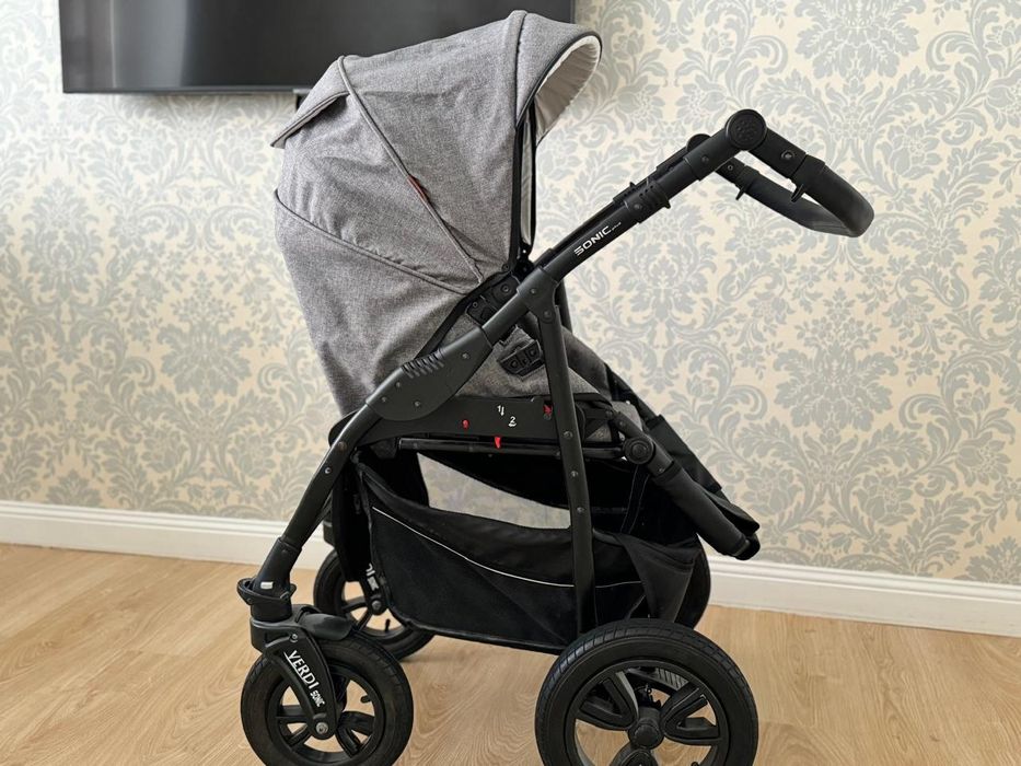 Продам детскую коляску