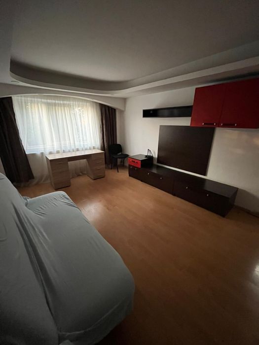 Proprietar vând apartament 2 camere decomandat – Rovine, Craiova