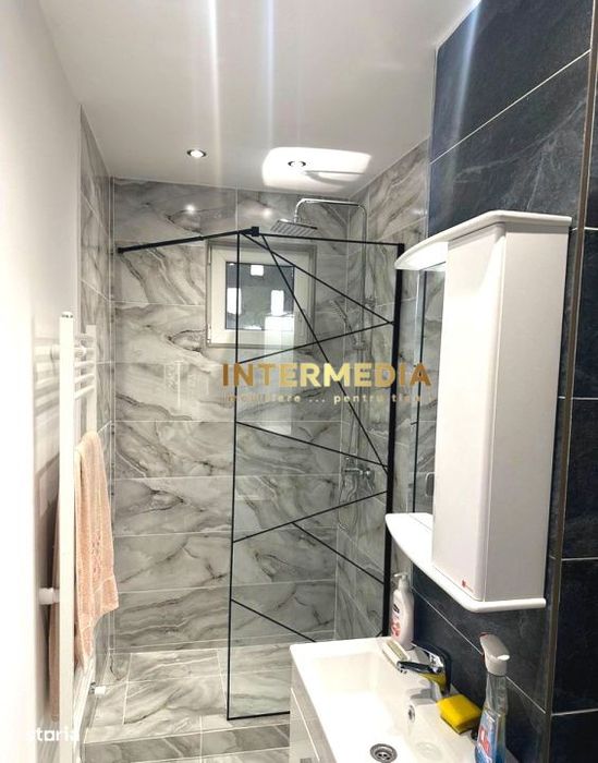 Apartament 2 camere decomandat | 1 Baie | balcon | 49 mp | Loc Parcare