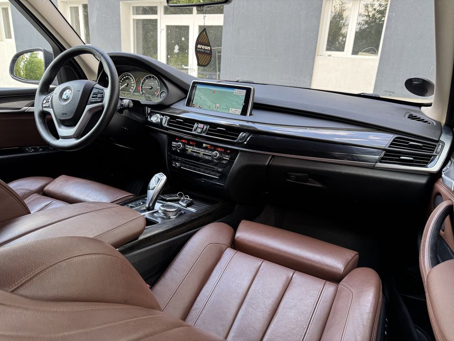 Bmw-X5,   x- drive, 7Locuri, 3.0 cmc,  Euro6 , Bi- xenon- Led- webasto- Navi- Head-up