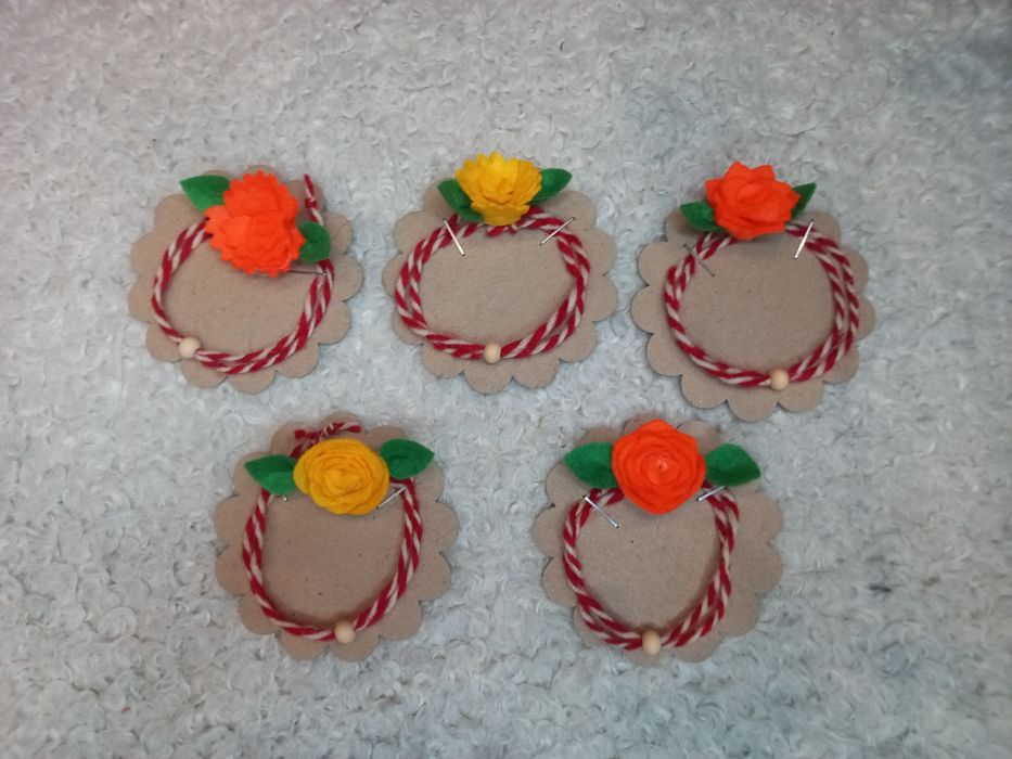 Мартеници от вълна 50 цента