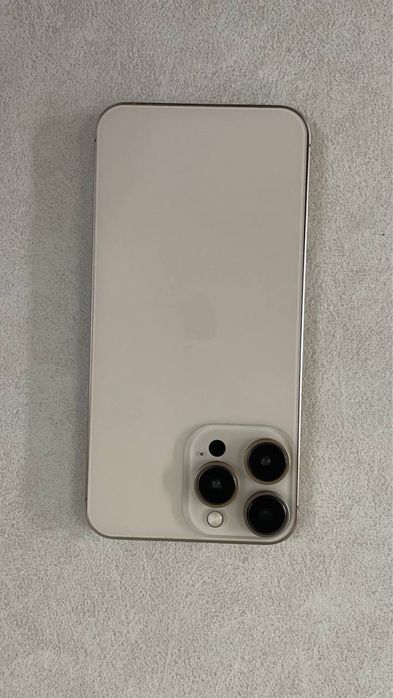 Iphone XS Max  (16Pro Max) сотилади Идеал