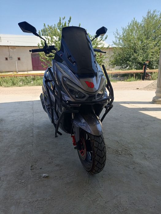 Скутер тигер почти янги