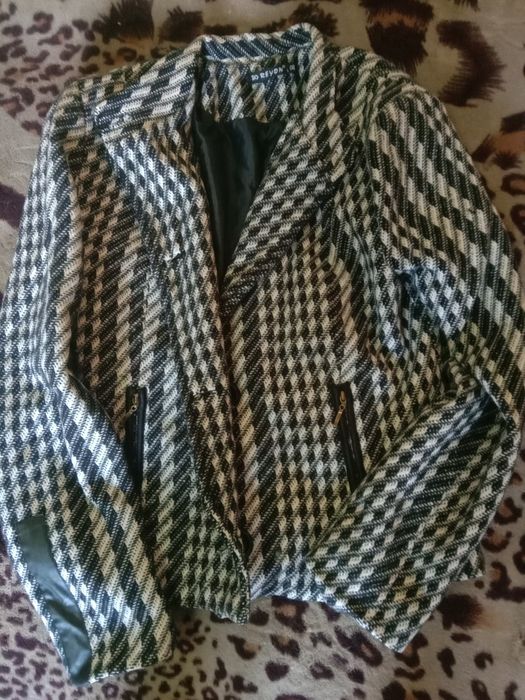 Пиджаки и халат женский