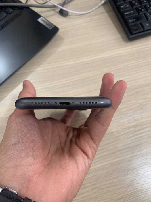 Iphone 11 Black 64 talik