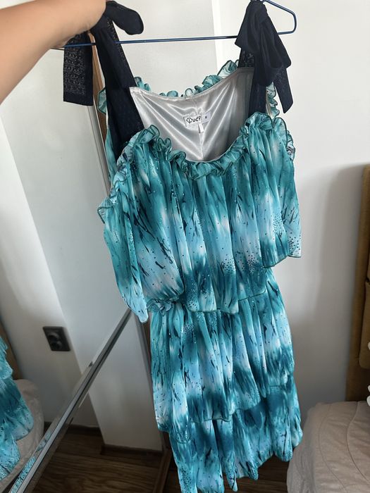 Lucy Къса синя рокля