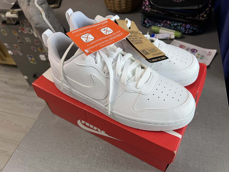 Кроссовки nike court белые